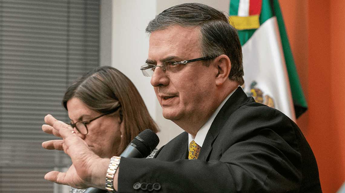 Narcelo ebrard ¿Jalón de orejas para Ebrard?